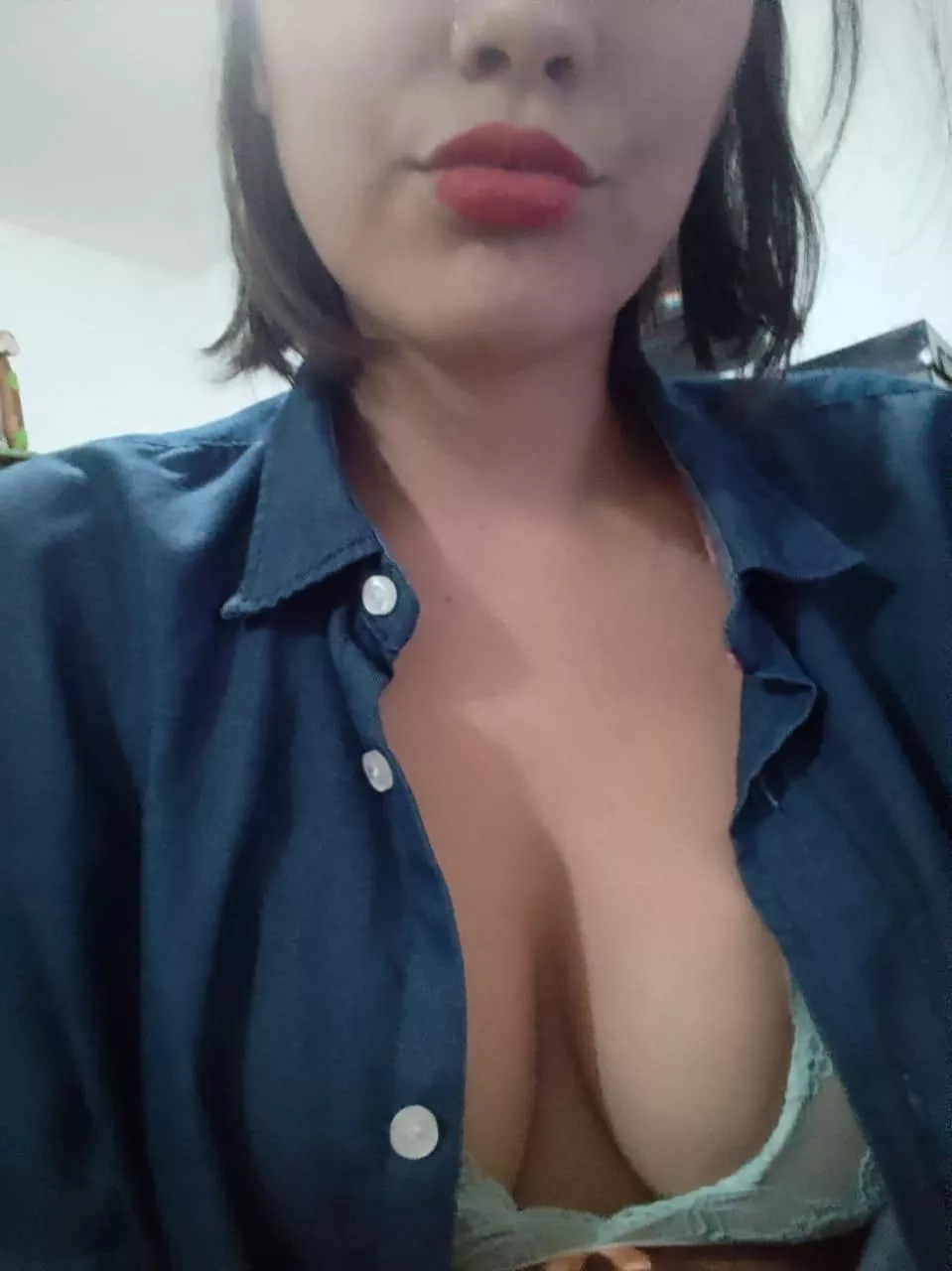 that pair and your cock in the middle, think about it posted by alicealex22