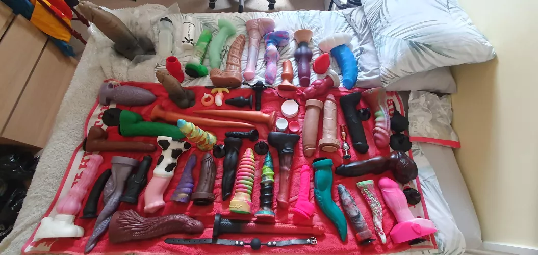 We're gonna need a bigger bed! by sv_Murphy