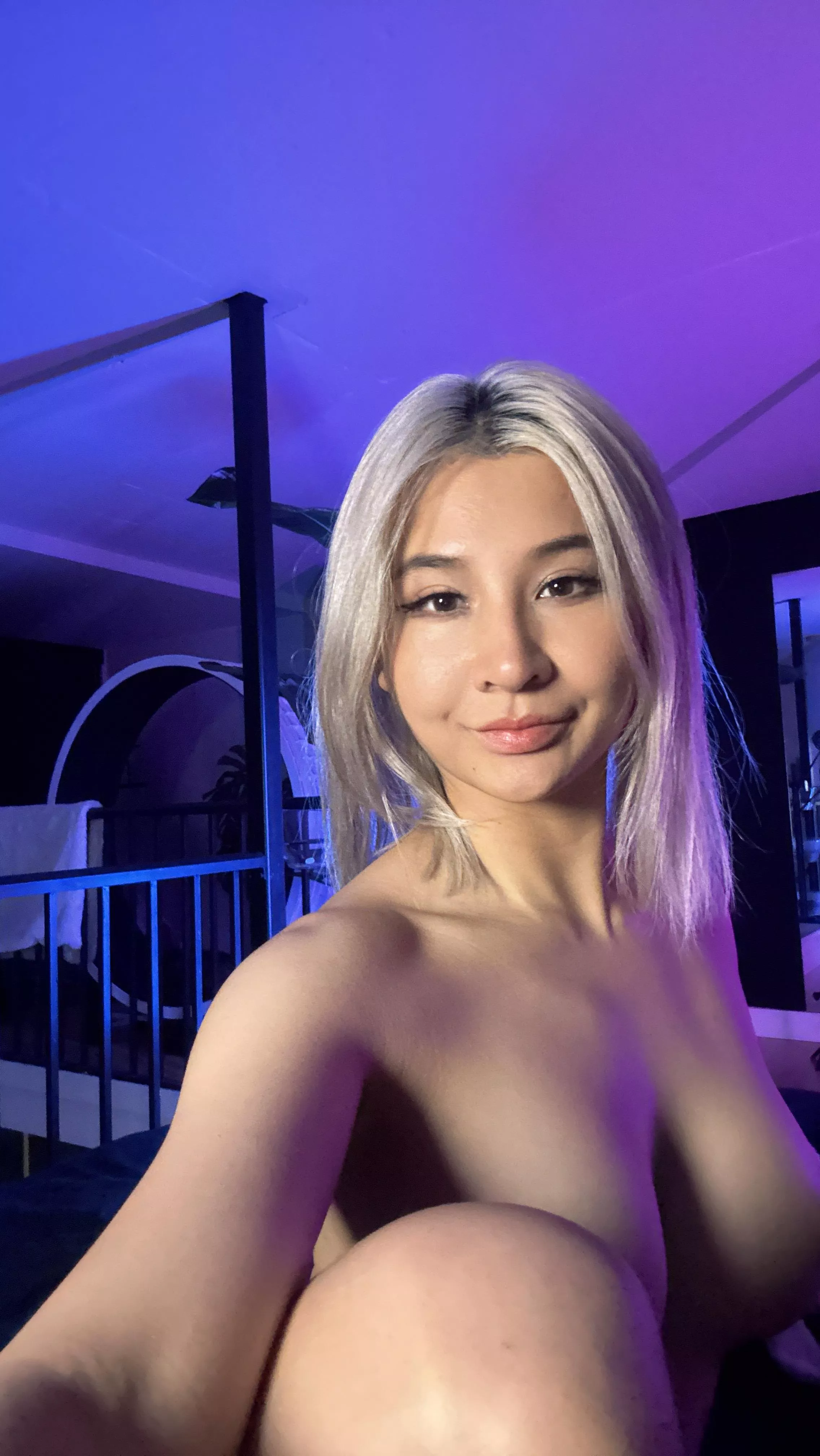 whats the reason you all like asian girls? posted by dopamine_baby