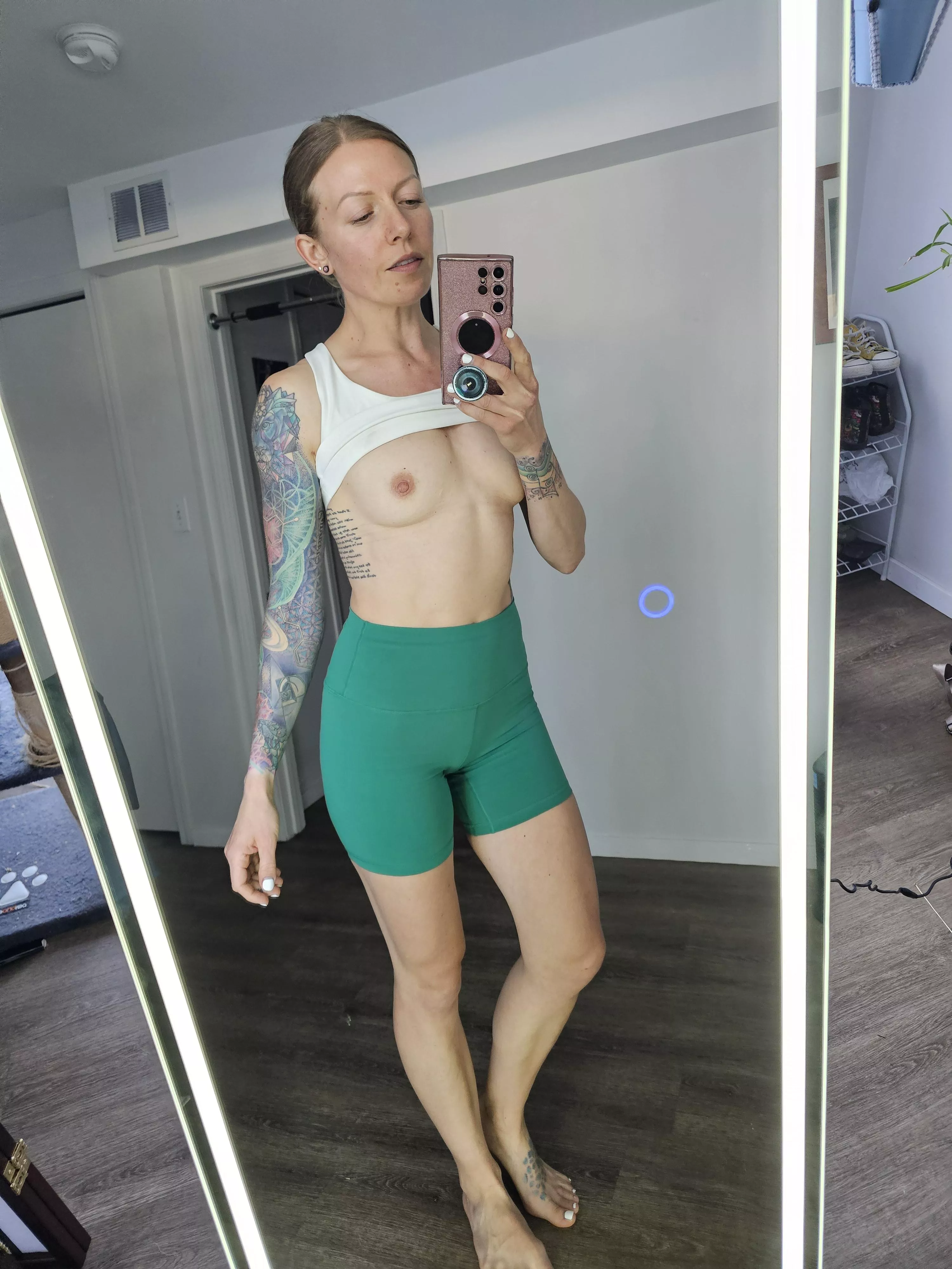 Your favorite fit Canadian  posted by summersparkle86