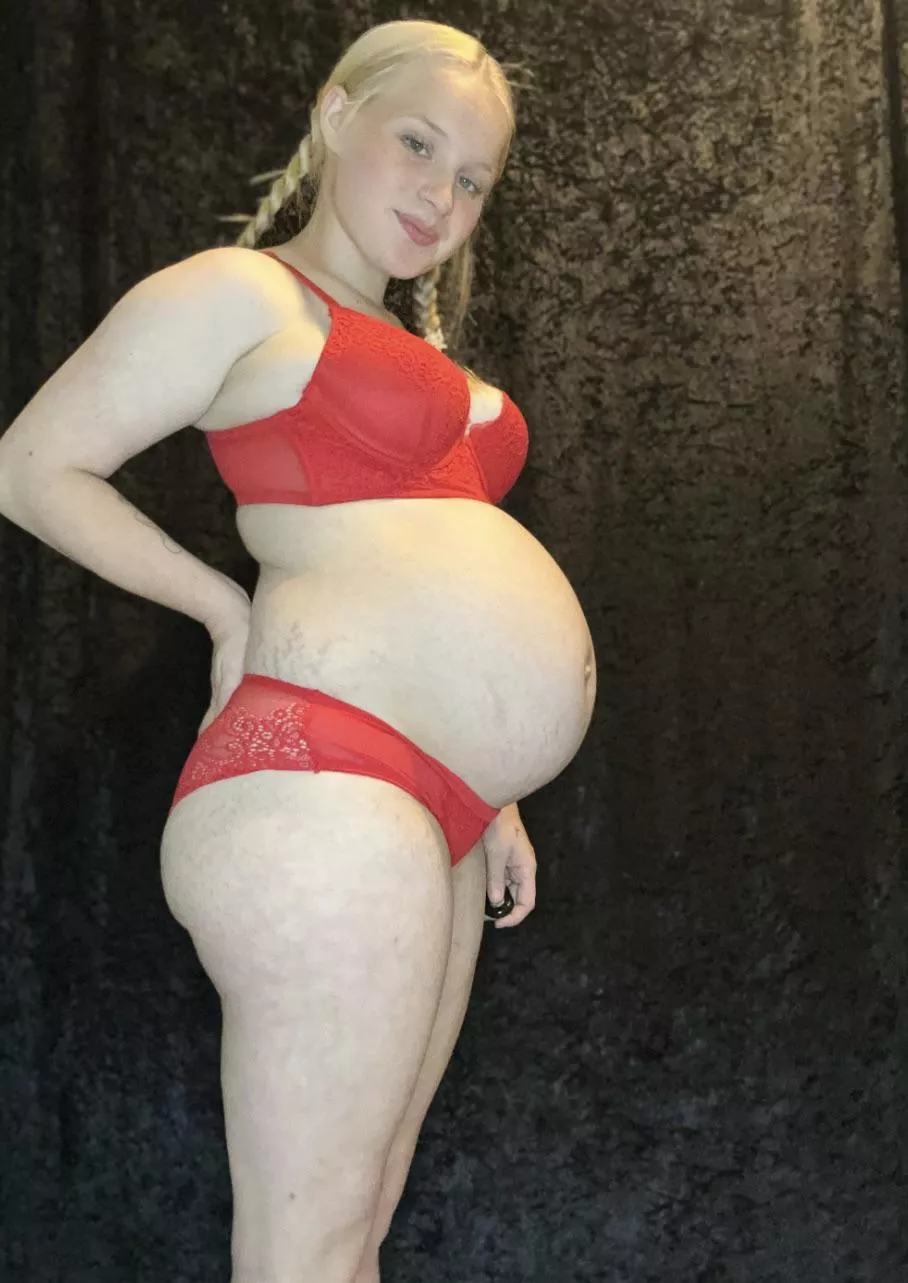 18 & pregnant… am I still fuckable? posted by Fantastic-Manager-30