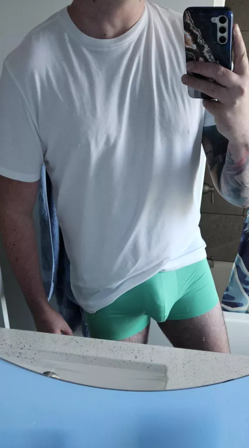 (35) Come over and hang out bro. No pa ta required.  by Natural_Top4288