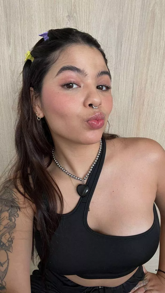 a slut hehe posted by Used_Potato9385