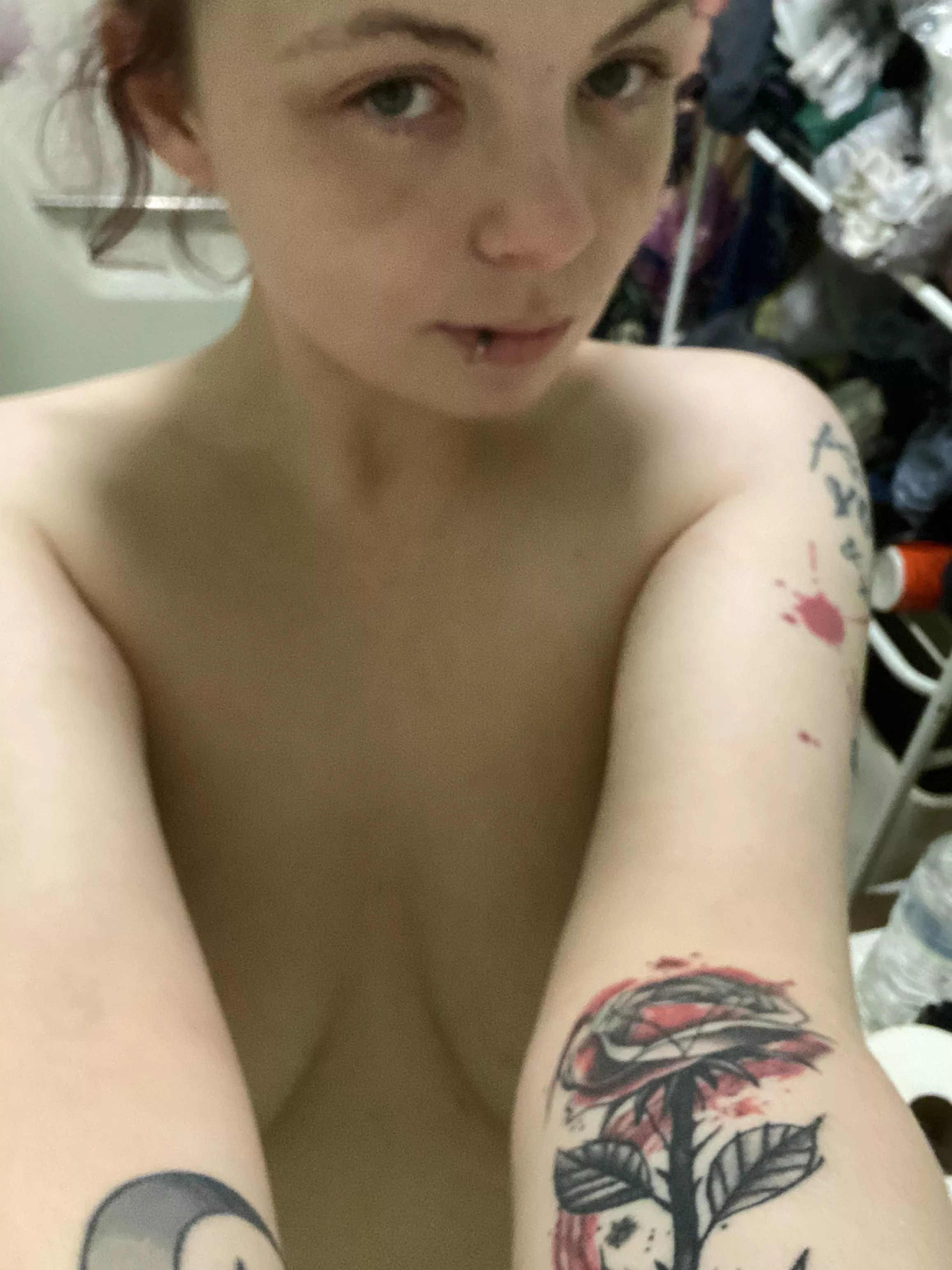 Before my shower  posted by deadasfuc