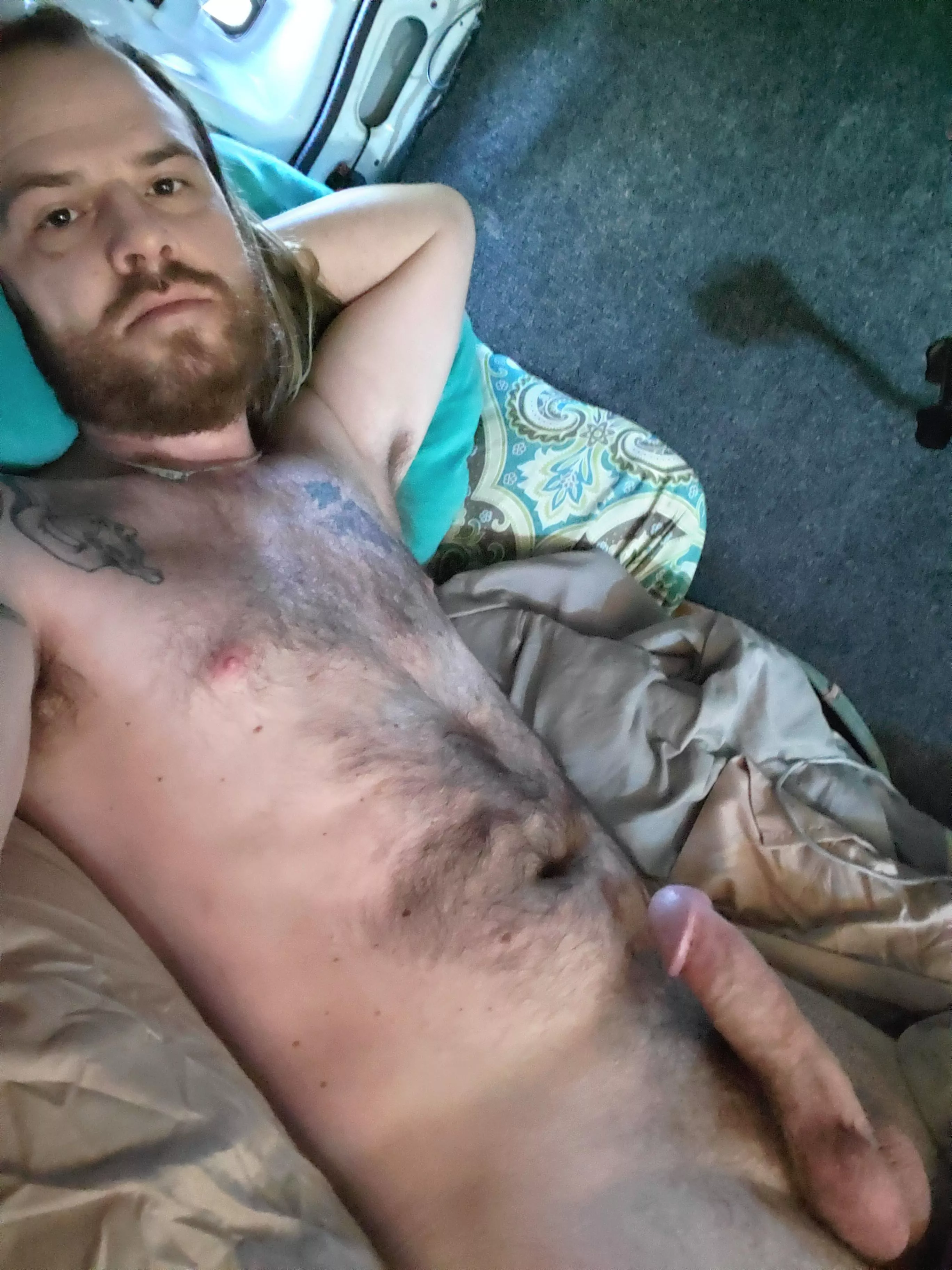 Chillin in my camper van posted by Gunclebr549