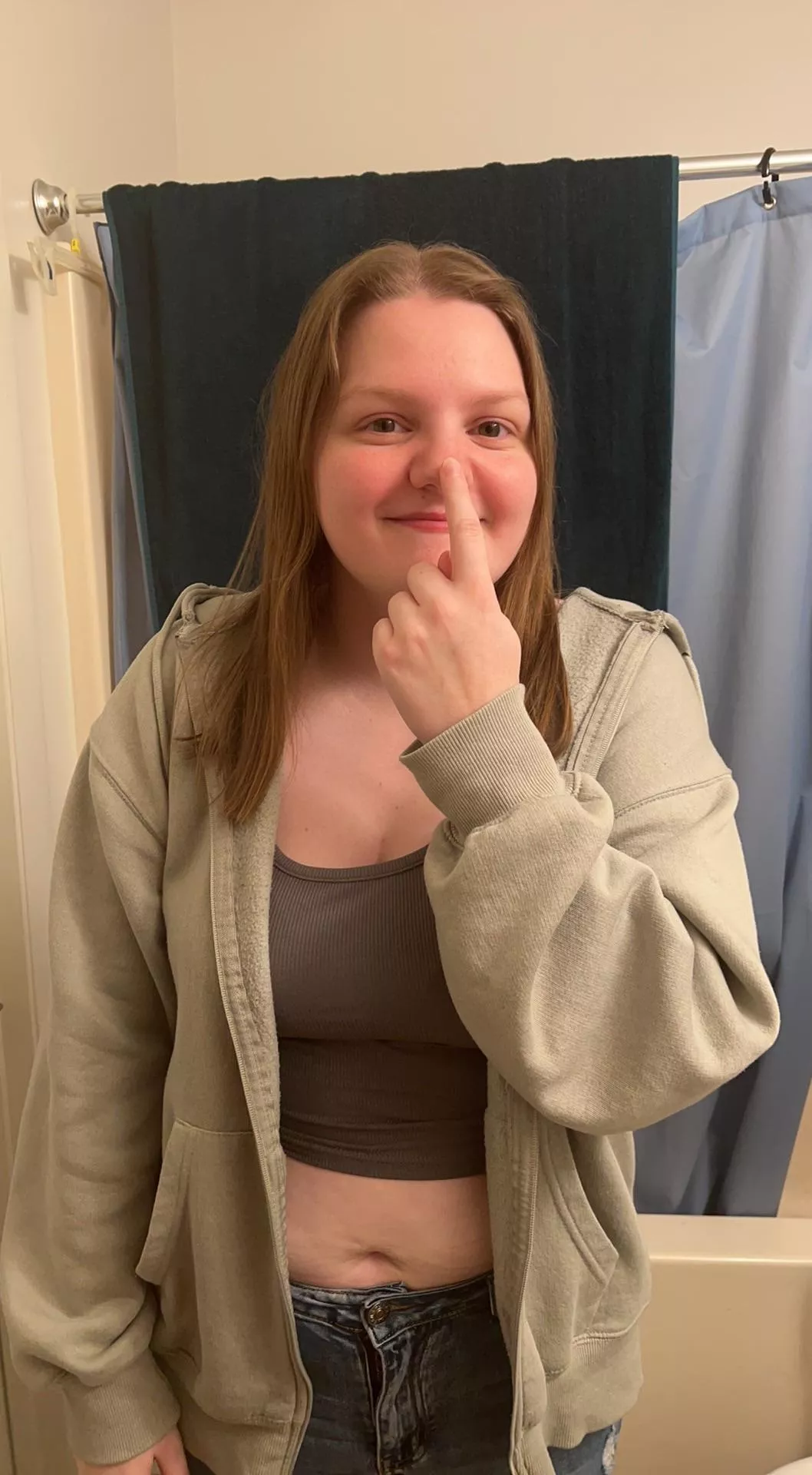 Do I have a cute belly button? posted by shypalebutton