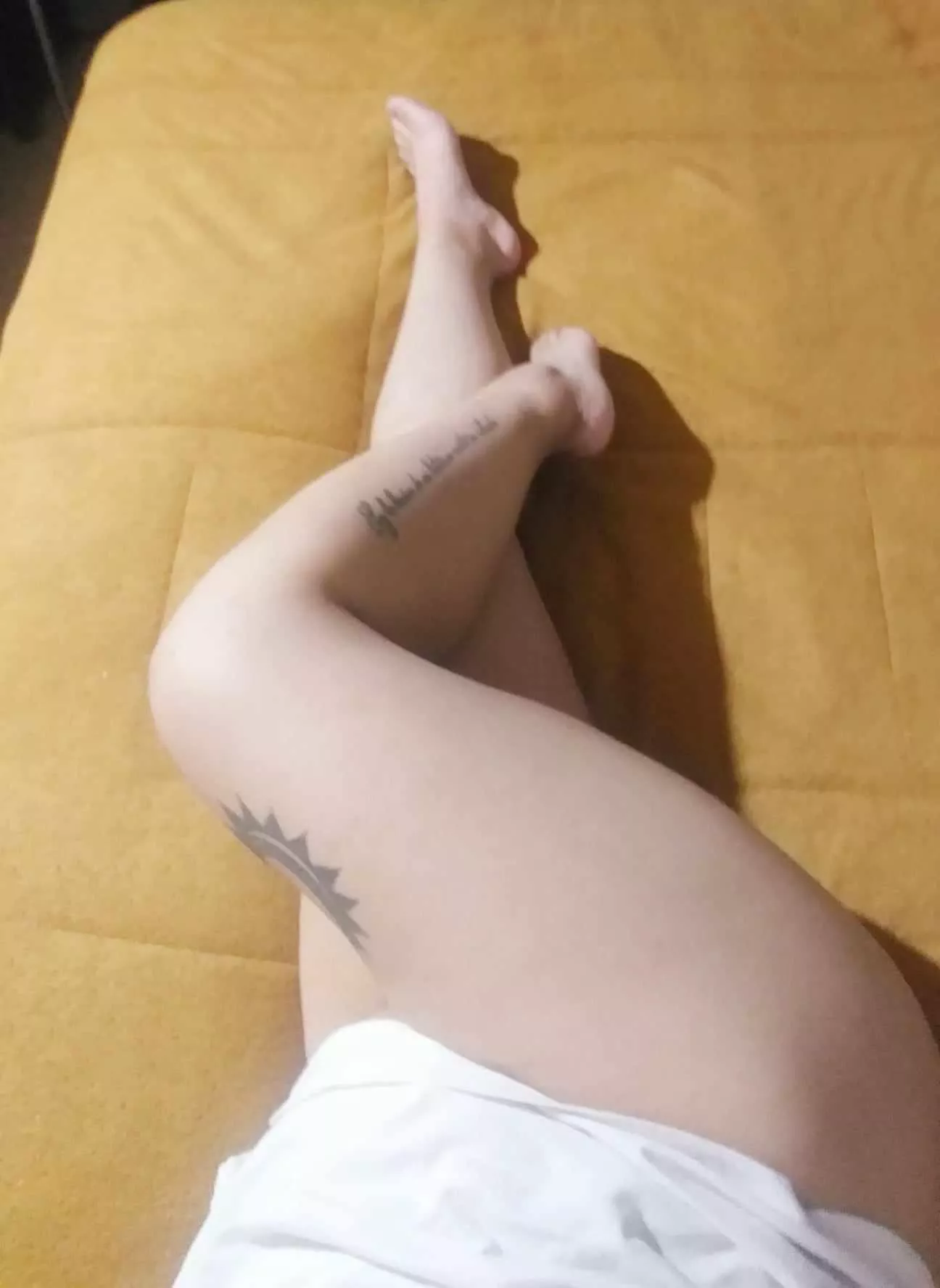Do you like my soft little feet? OF in comments baby 😈 posted by solangeblanc1