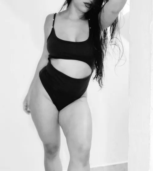 Do you want to try something new today? Don't get bored doing the same thing all the time
I offer [gfe] [pic][vid] and [dickrate][sexting] [cam]... by Noasweet