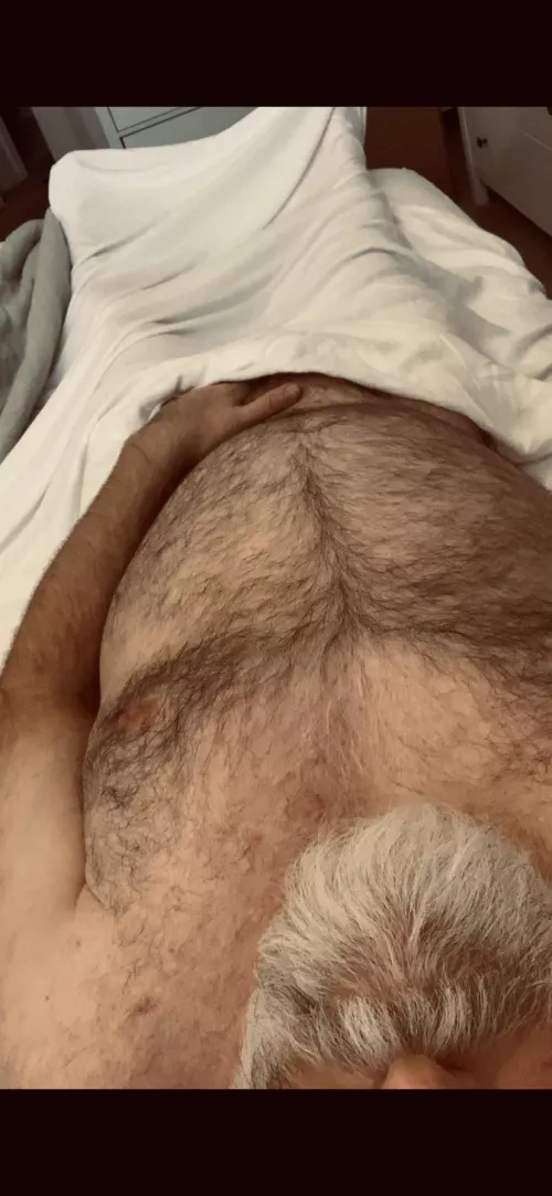 Good morning, happy Sunday! I guess I should get up and start my day… by imsofakinggood1