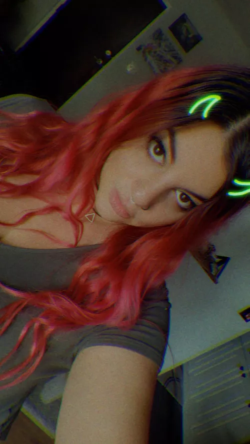 Greens my choice of colour today @sugar_bellz420  by SugarBellz