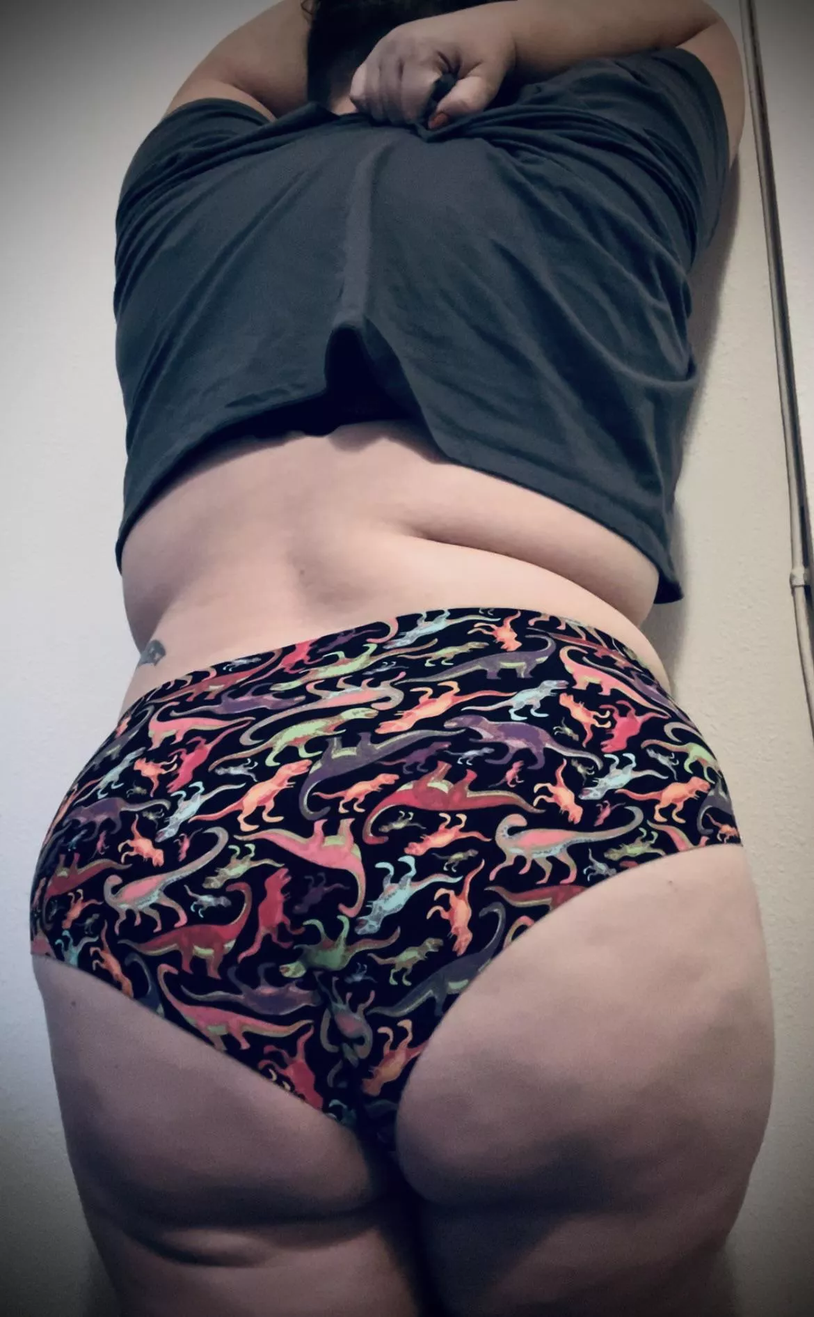 Hope everyone is enjoying their weekend so far 🦖 posted by tits-and-jiggles