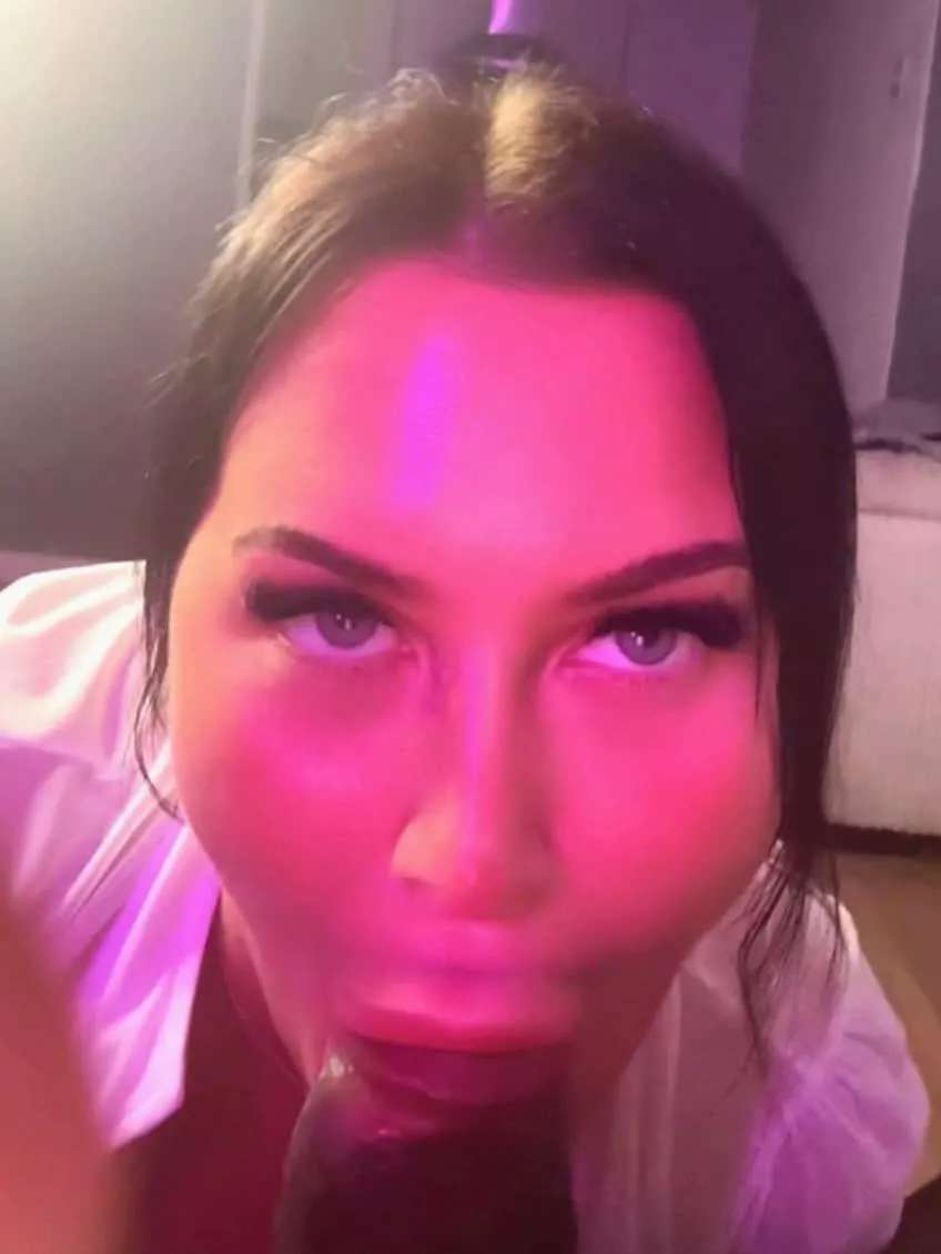 I love the way this BBC makes my throat feel full, daddy. posted by LusciousxXxCherry