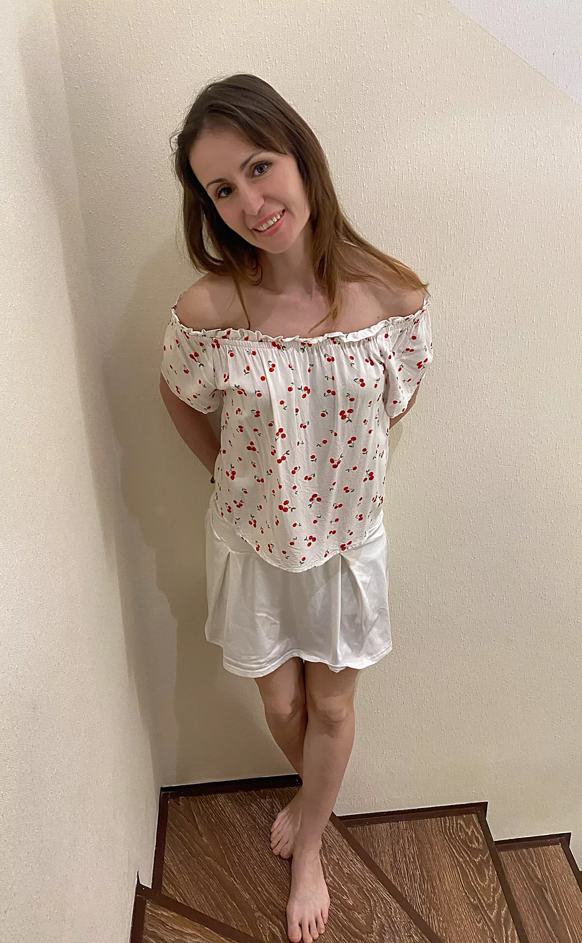 I think hair looks even more beautiful with a tan. posted by Viki_soul