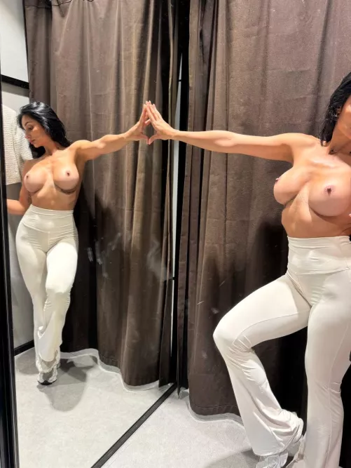 My unusual fitting room photo by PlayfulDreamGirl