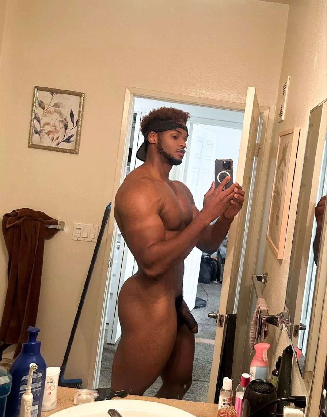 need a maid with benefits, who's cummin'? posted by phatassfinder