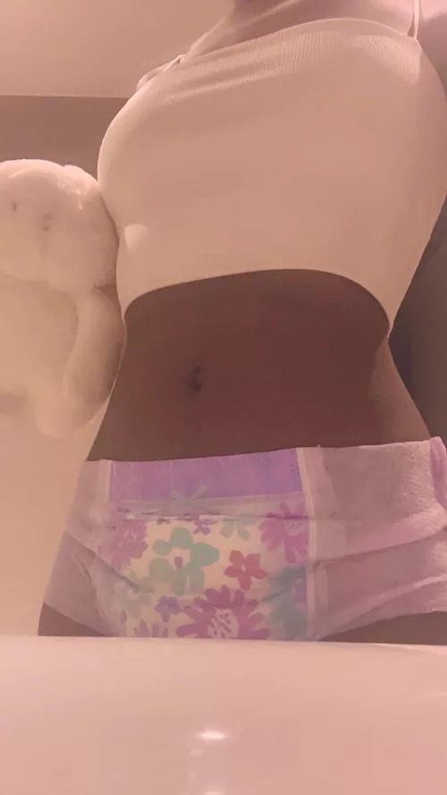 Needed my diapee today because the daddy I like won’t talk to me :( by Little-tato