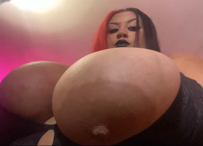 Tell me why I should let you fuck me😈 by Purehoney6100