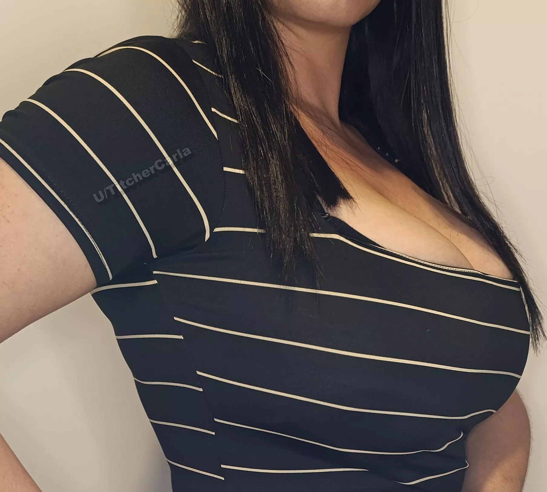 What about this cleavage from the side posted by TitcherCarla