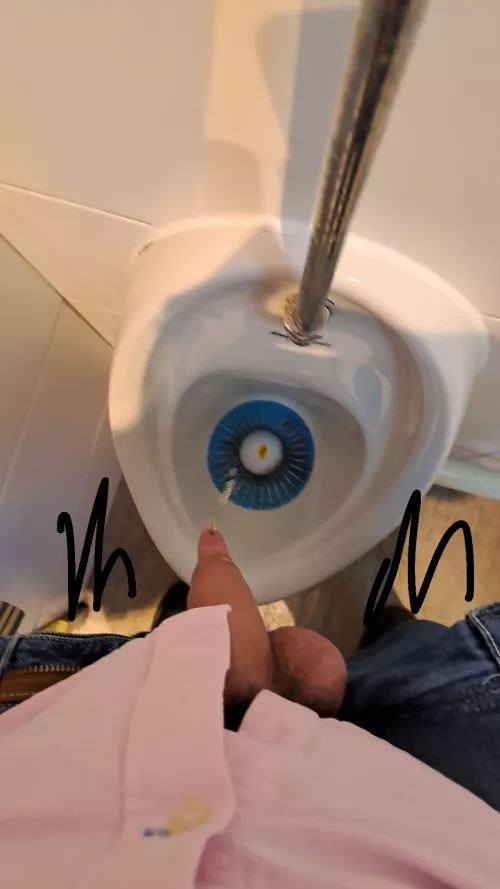 19 yo Uni Student into WS. BWC too ;)  by Fun_Buffalo_5186