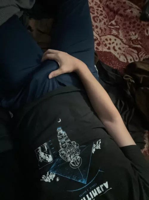 27 with morning wood super horny in bed sc ivanenrique2883 by xavier-1096