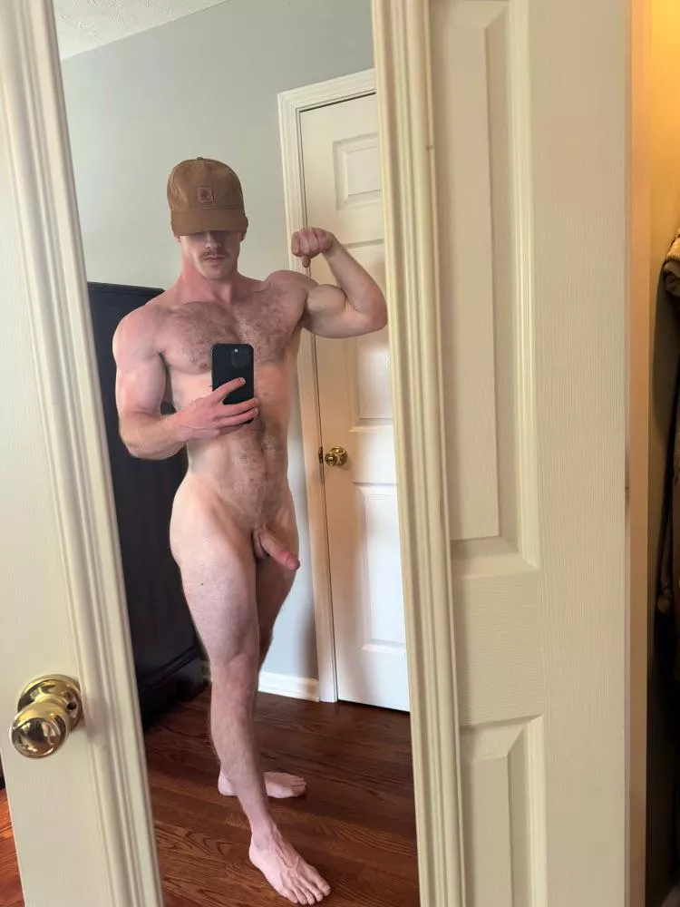 315 bench, 30 inch waist. posted by onlynudez69