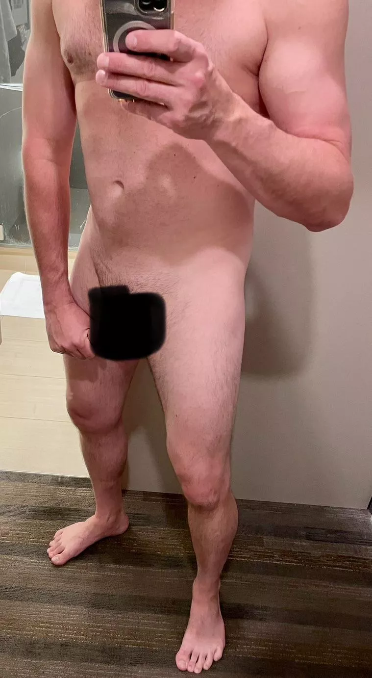 40m - White Plains, New York - Experienced bull looking to add to a fun couple’s experience. Open to hotwives as well.  posted by sodutchman