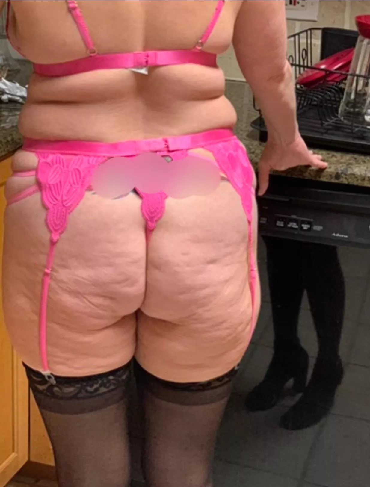 49 hotwife  posted by mysexyhotwife75