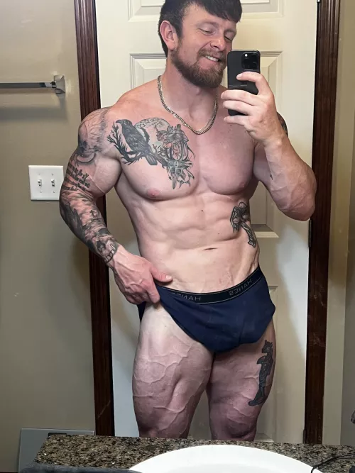 ALL my legs are big and vascular 😏 by No-Seaworthiness-711