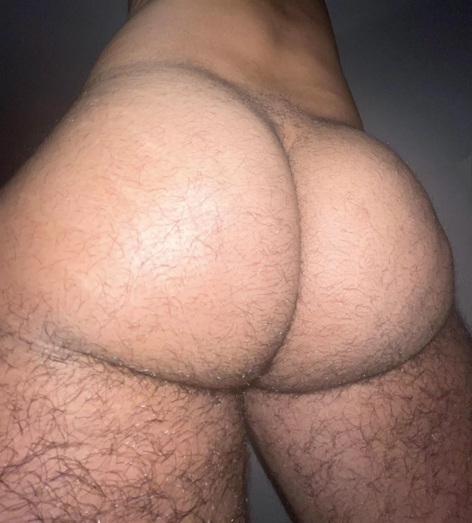 Am I riding your face or dick? Choose one 🍑 posted by Professional_Fall_68