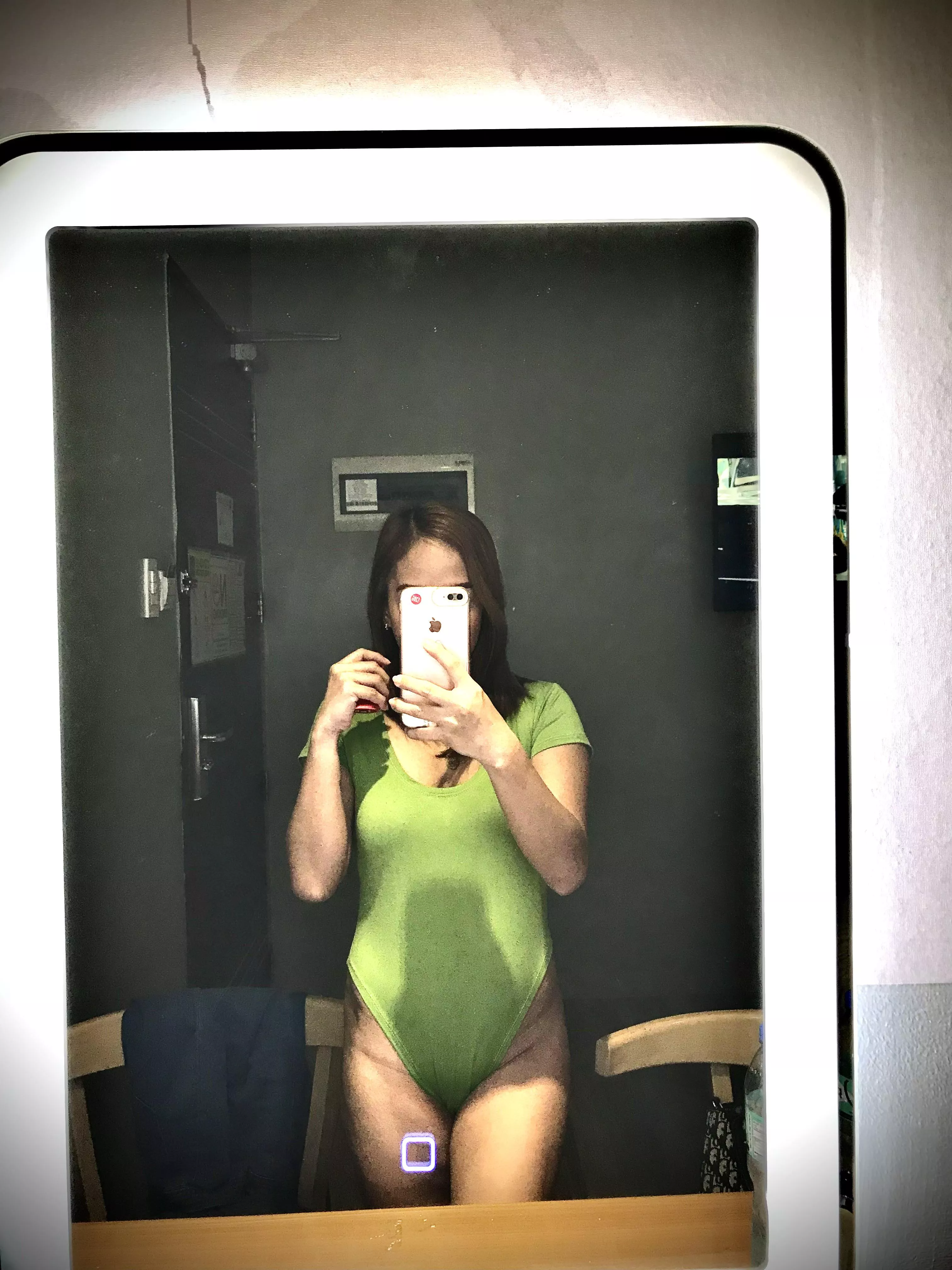 AVAILABLE NA ULIT (out call only) Walk , Contents, Liveshow online DM me posted by EllaignMont