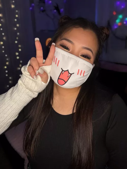 Caption below Dragonball or Onepiece? by megs_song