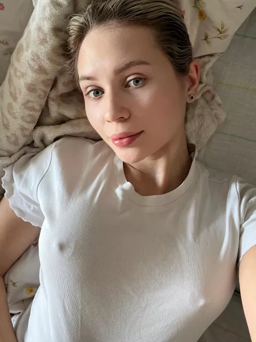 Decided to skip the bra today, hope you don’t mind! by Worldly_Group9905