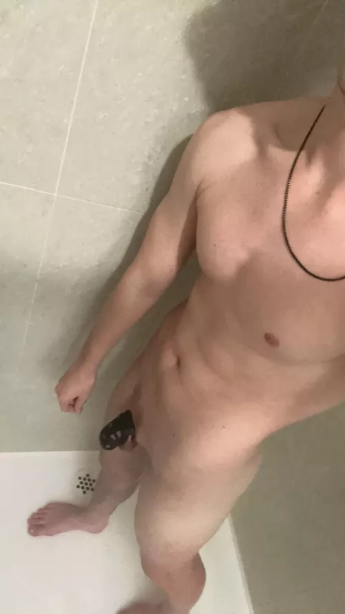 Dm me to help me stay locked in NNN by Sub_bttm4u