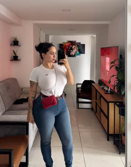 Fantastic curves  by rudeNwrecked