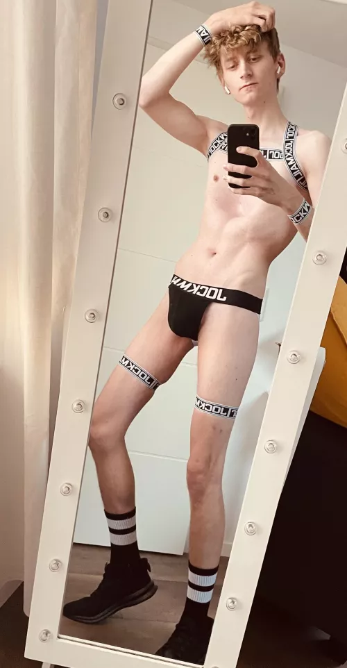 first post ☀️ can’t wait to wear this for the next party. I‘m all into gear (jockstraps) and cockrings. (27) by jasperly97