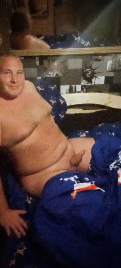 For everybody 🤗 by Dyonussus