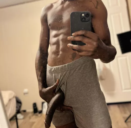Fresh out the shower 🧼 🍆 by Dadofthree22