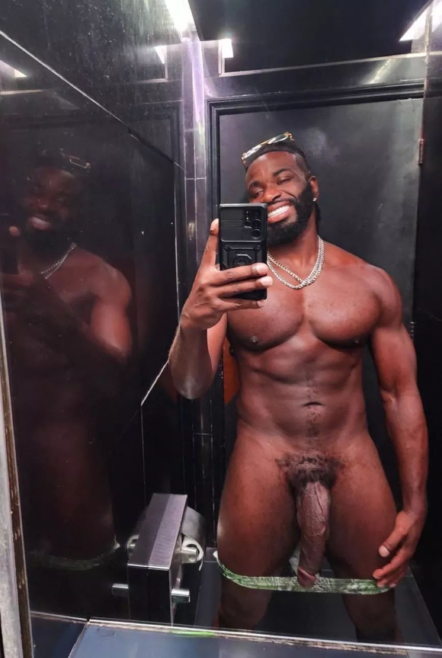 How many legs do you see (30) posted by justcobipro