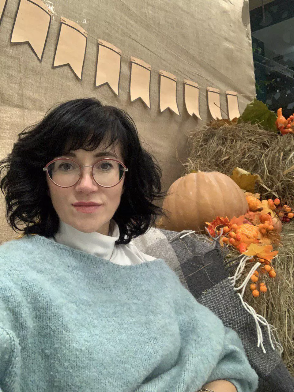 How would you rate this 46 y/o mom of 3 posted by Acceptable_Action782