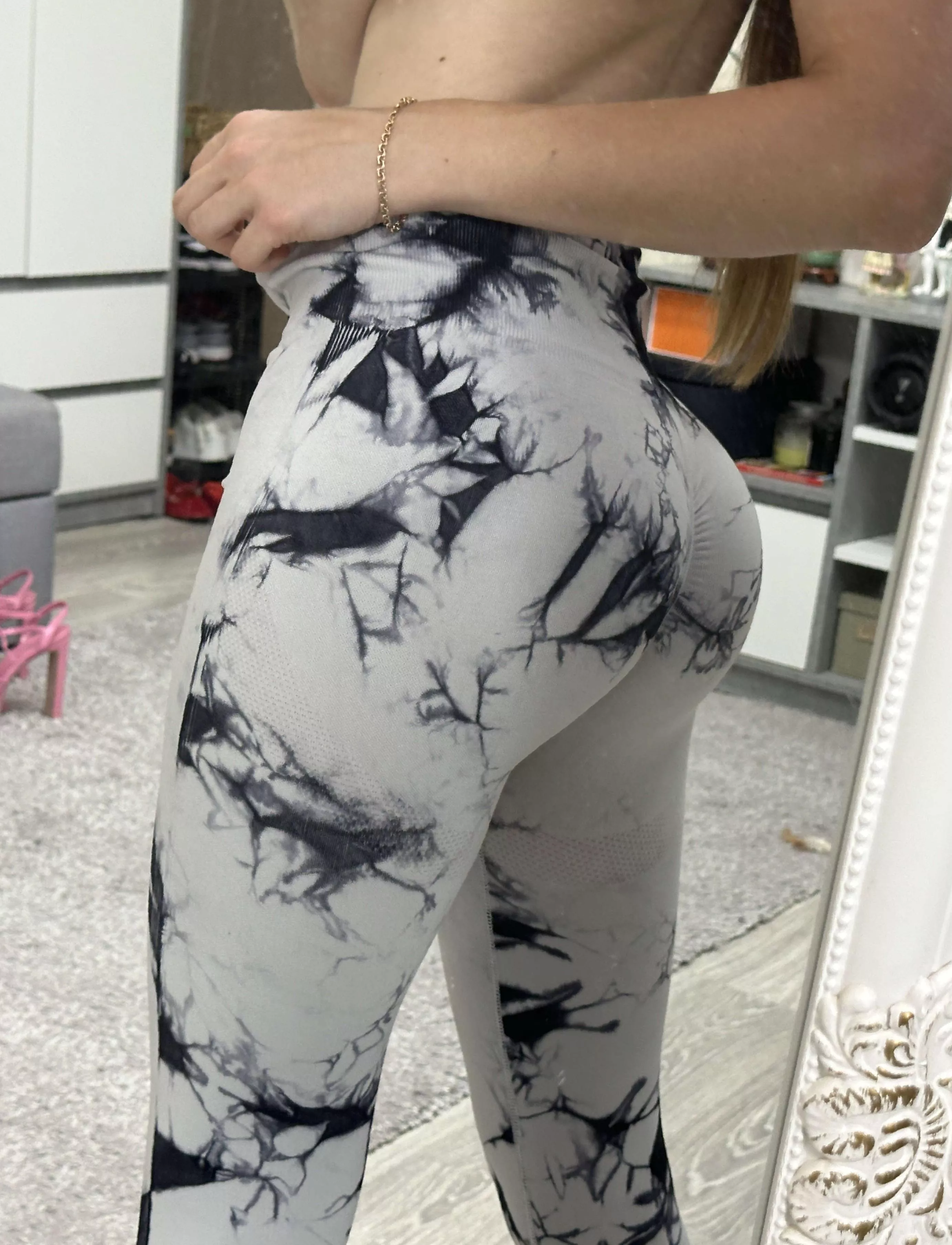 I think my butt looks better in leggings posted by KatherineinaFluffy