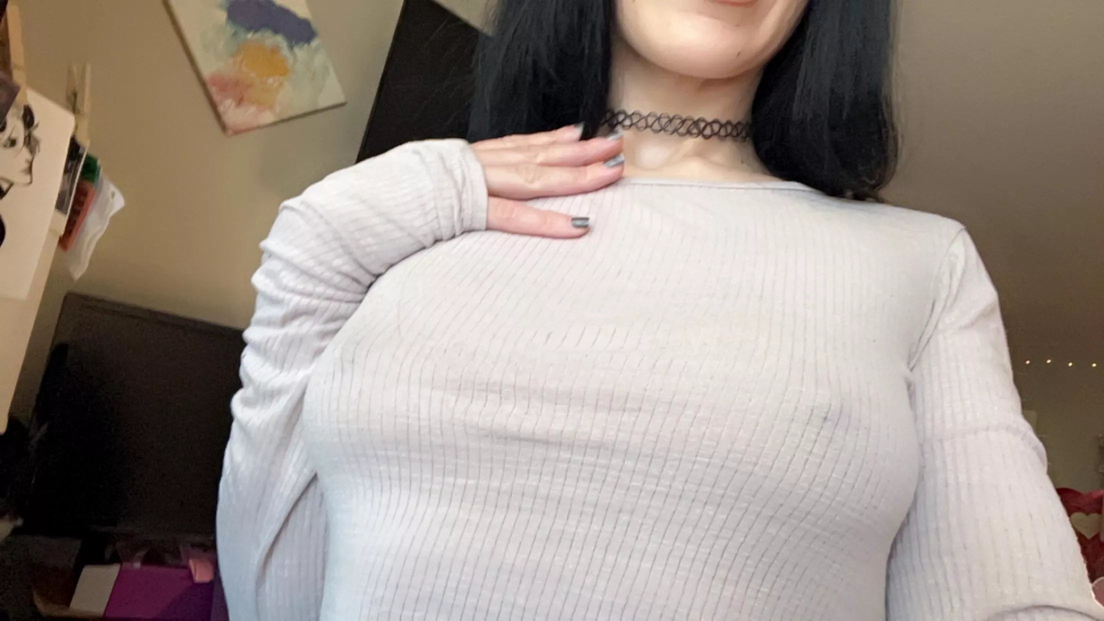 I think the guy that works at the grocery store got nervous talking to me🙈🙈🖤🖤 posted by xxbabydevilxx