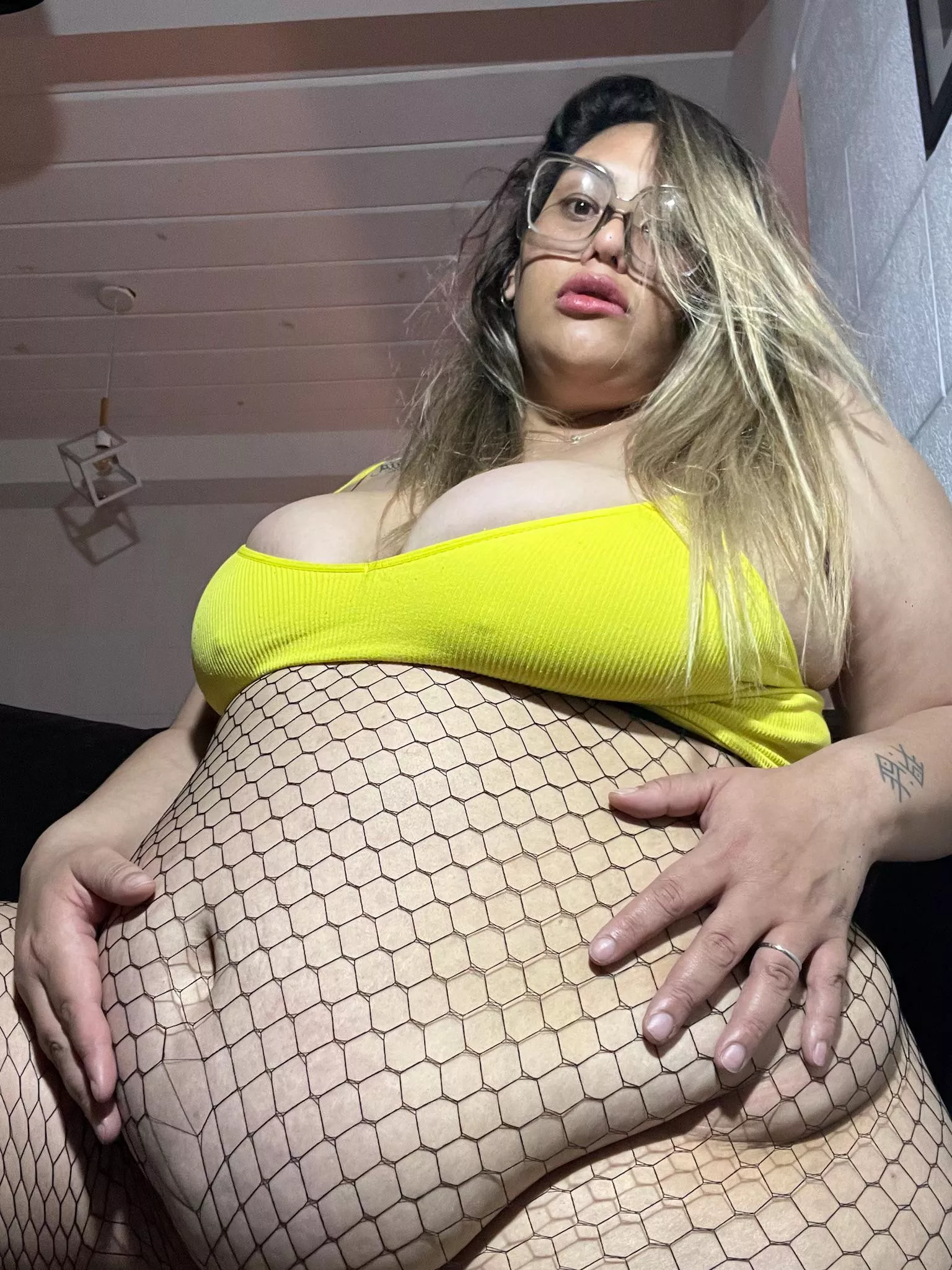 If my belly grew 100lbs more would you still want to fuck me? posted by barbynofit