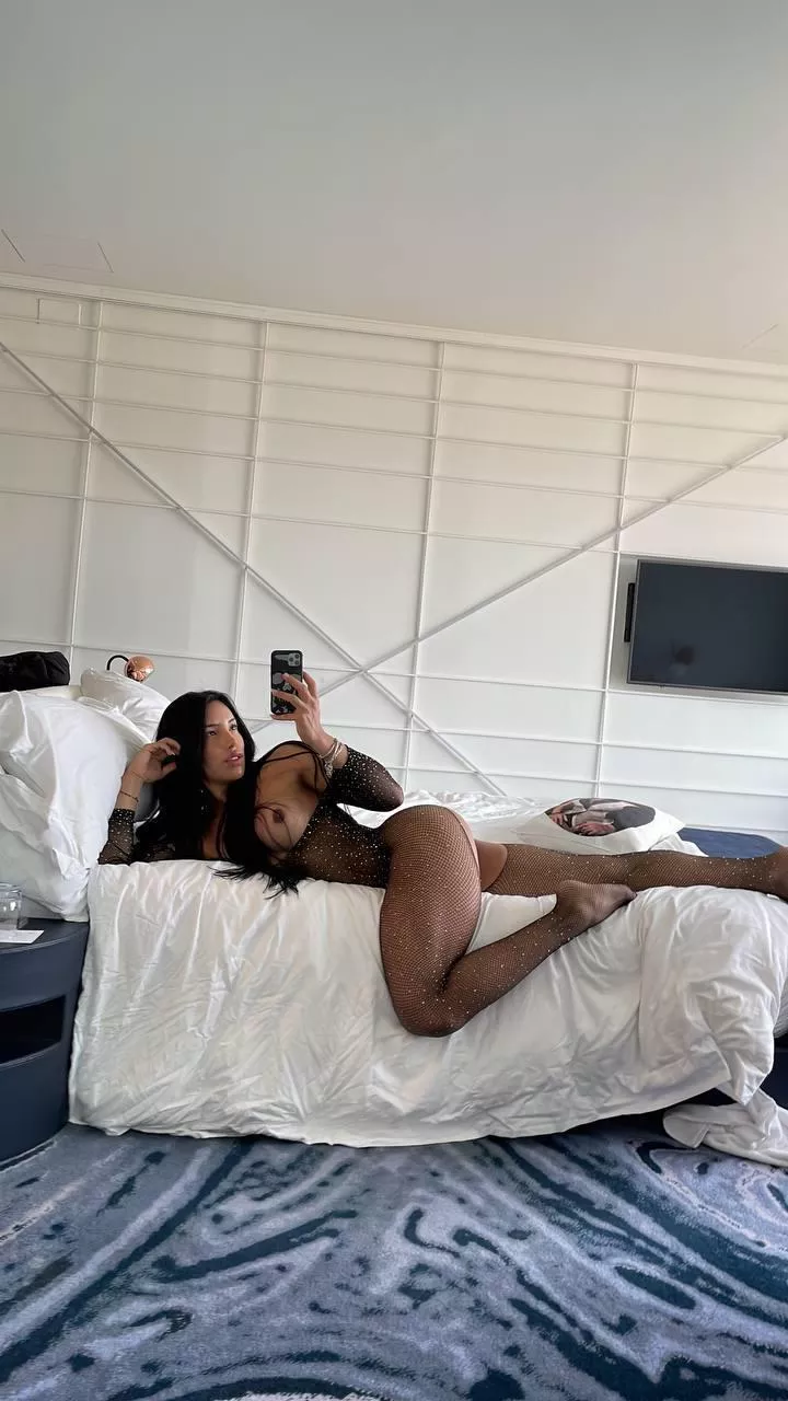 I’m just really horny for older guys posted by FitnessJoaTrans