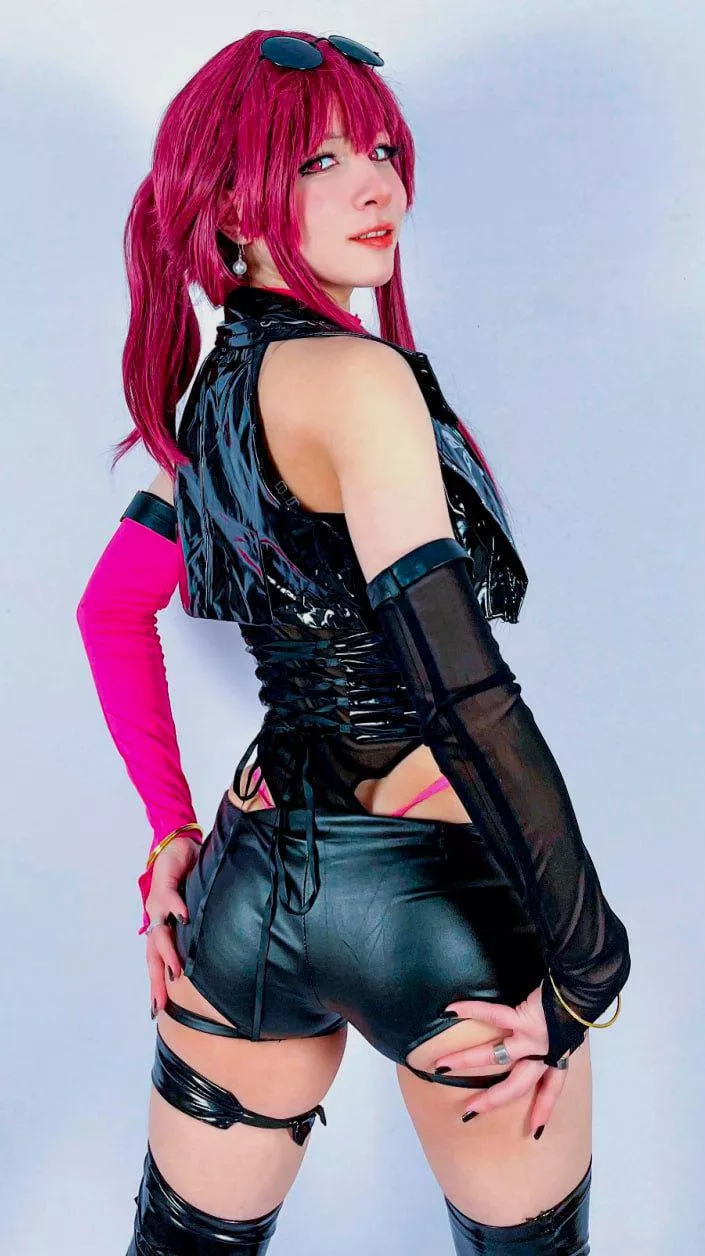 Kafka cosplay by (Stella)  posted by SthormyStar