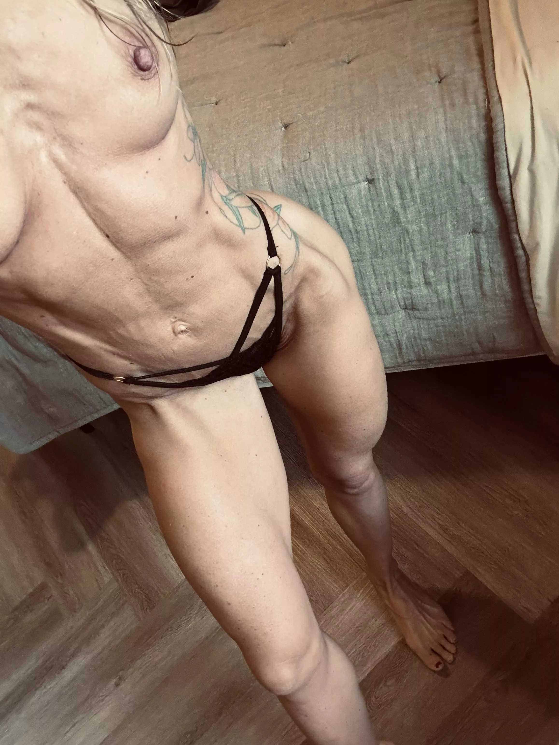 Mornin 😘😘 posted by THEmysterybunz