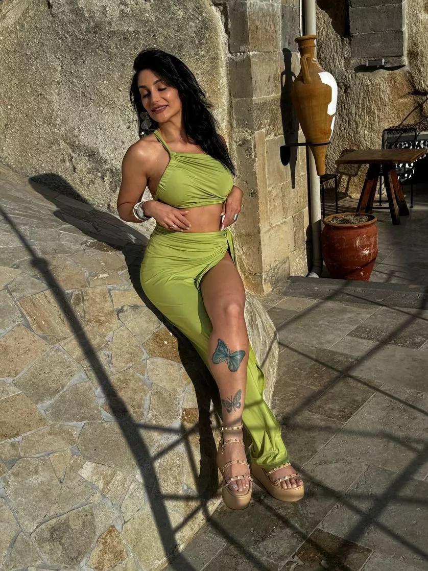 My most unusual dress posted by PlayfulDreamGirl