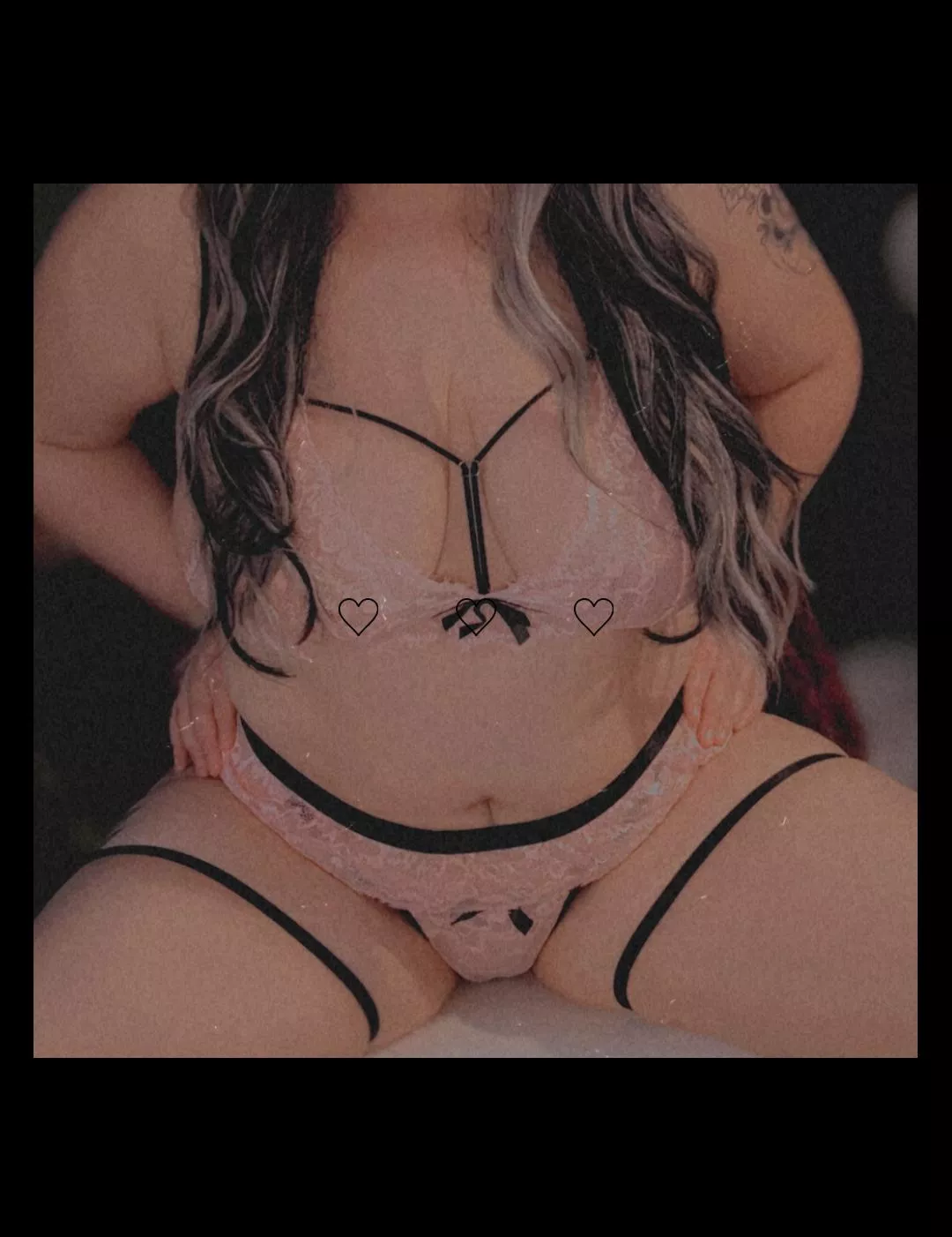 Pink to make you boys wink ;)  posted by BustyBelladonna