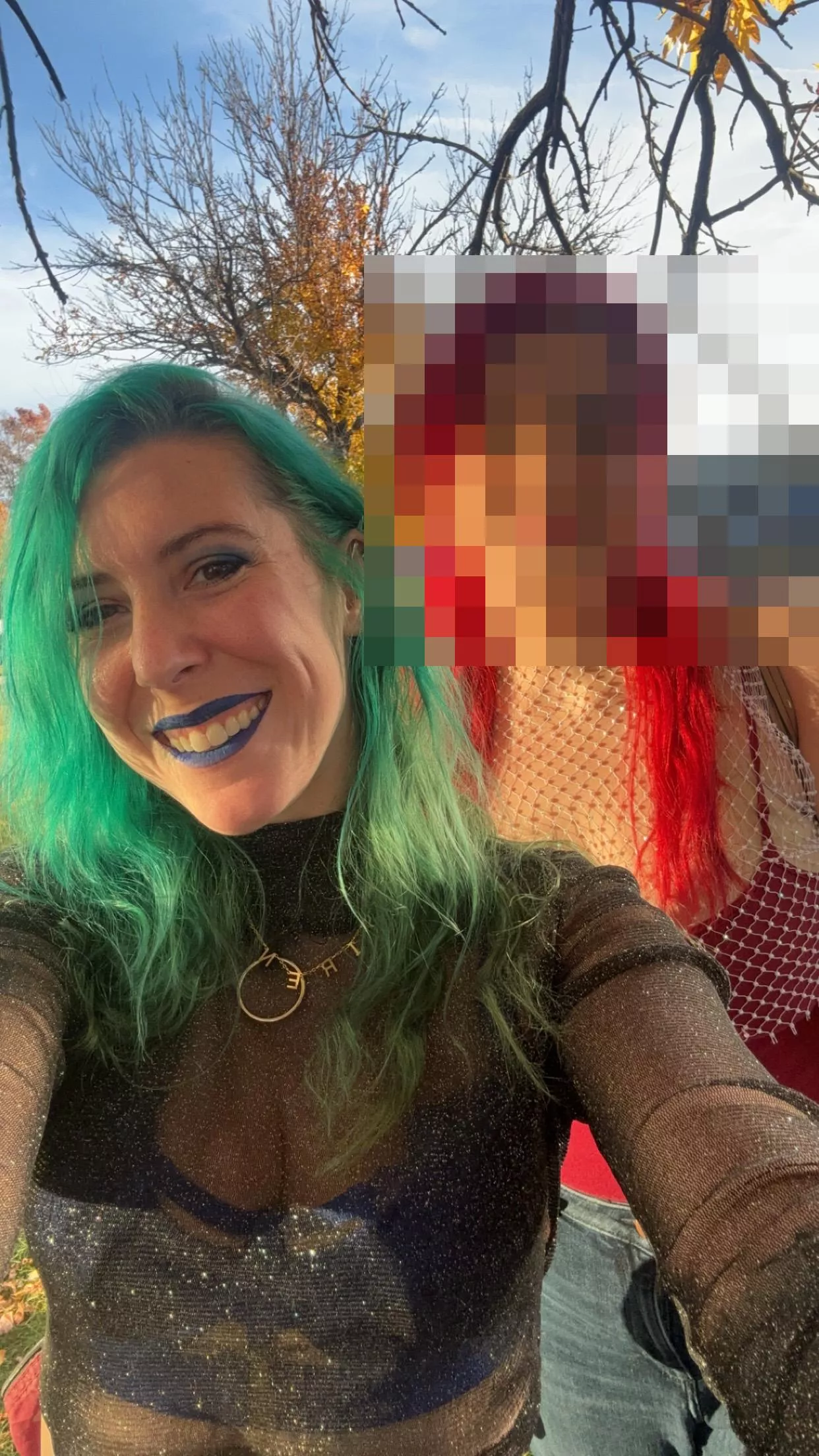 Sunny cleavage posted by sirenskiss3