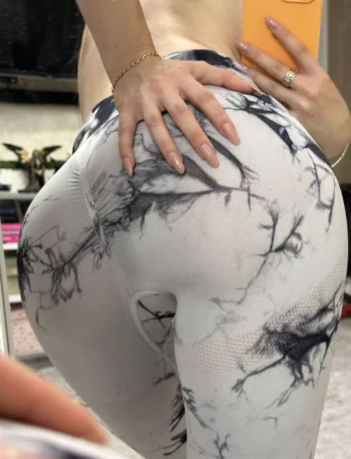 These new leggings fit my ass so tight by KatherineinaFluffy