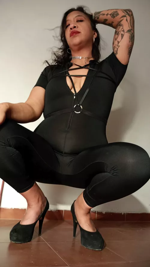 This was my look last night before going out to party, very sexy! by MeDicen_LaNegraOF